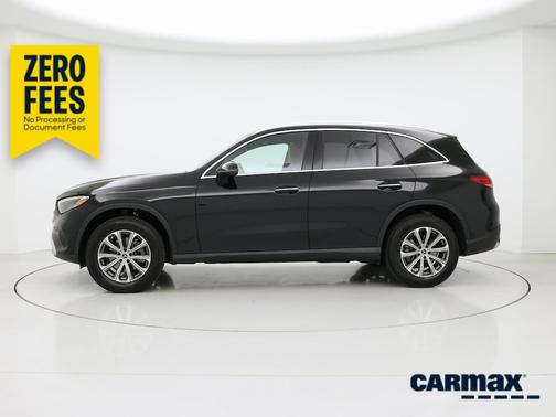 Black 2023 Mercedes-Benz GLC 300