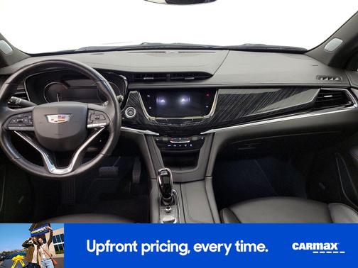 Black 2022 Cadillac XT6 Premium Luxury