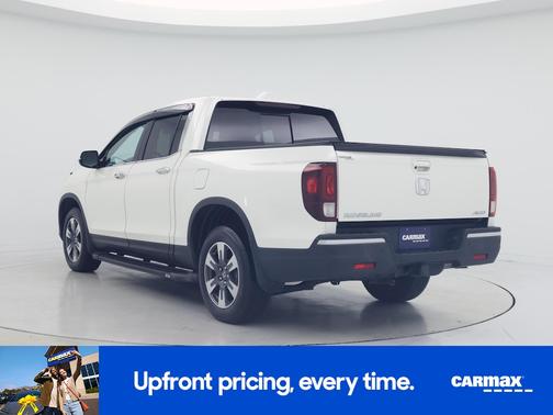 White 2019 Honda Ridgeline RTL-E