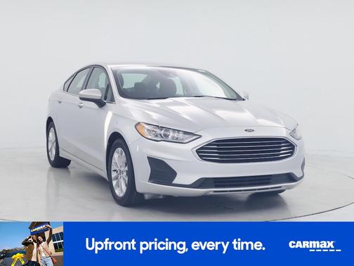 Silver 2019 Ford Fusion SE