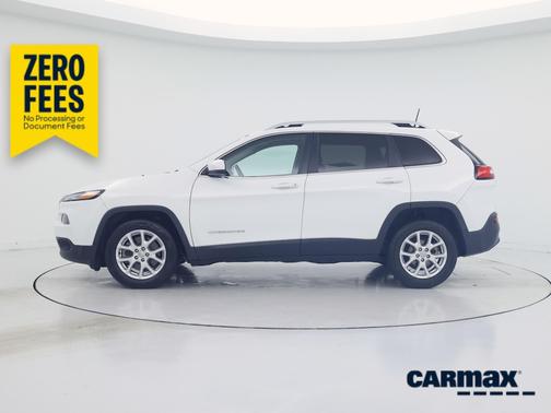 White 2016 Jeep Cherokee Latitude