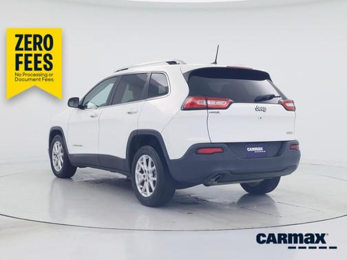 White 2016 Jeep Cherokee Latitude