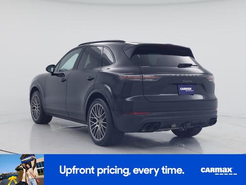 Black 2022 Porsche Cayenne Platinum