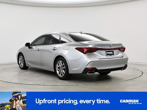 2019 Toyota Avalon XLE