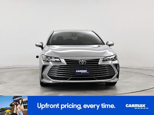 2019 Toyota Avalon XLE