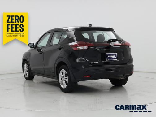Black 2024 Nissan Kicks S
