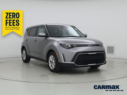 Gray 2025 Kia Soul LX