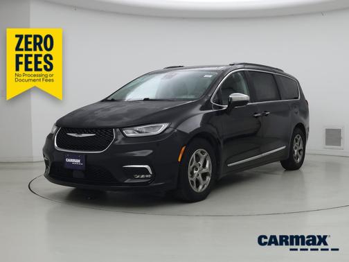 Black 2023 Chrysler Pacifica Limited