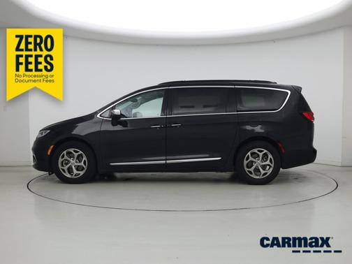 Black 2023 Chrysler Pacifica Limited