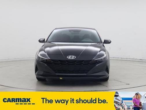2023 Hyundai ELANTRA SE