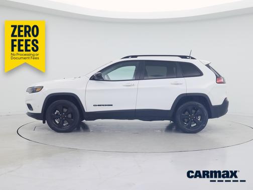 White 2023 Jeep Cherokee Altitude Lux