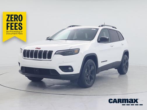 White 2023 Jeep Cherokee Altitude Lux