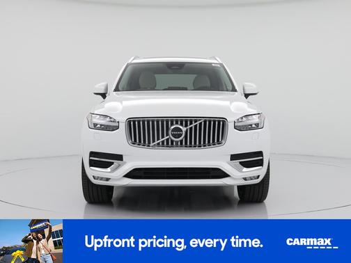 2025 Volvo XC90 B6 Plus