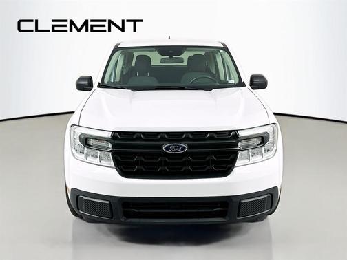 Oxford White 2022 Ford Maverick XL