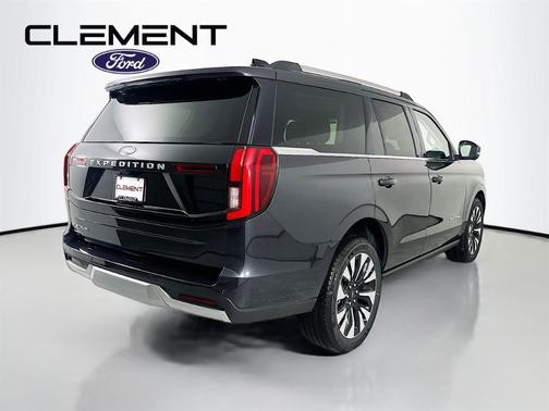 Dark Matter Gray Metallic 2026 Ford Expedition Platinum