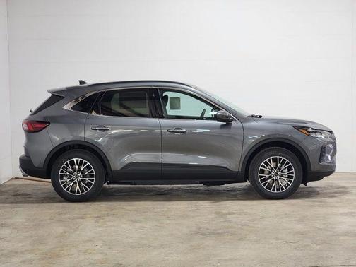 2025 Ford Escape PHEV