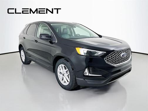 Black Metallic 2024 Ford Edge SEL