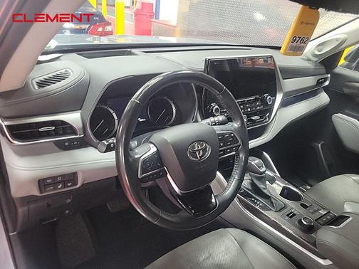 2020 Toyota Highlander Platinum