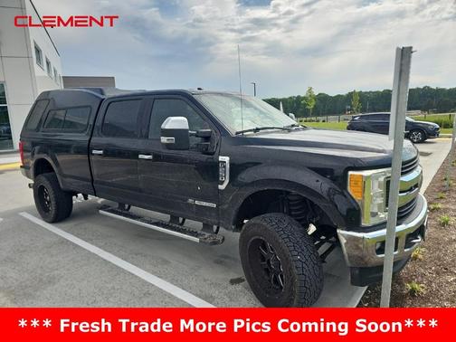 Shadow Black 2017 Ford F-250 XLT