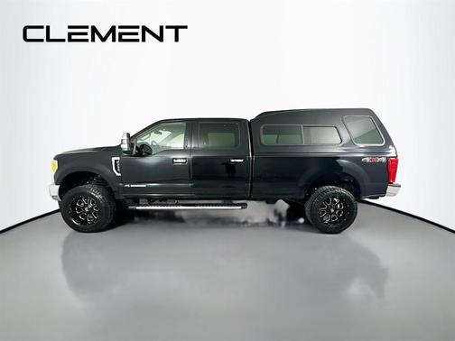 Shadow Black 2017 Ford F-250 XLT