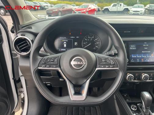 2024 Nissan Kicks SV