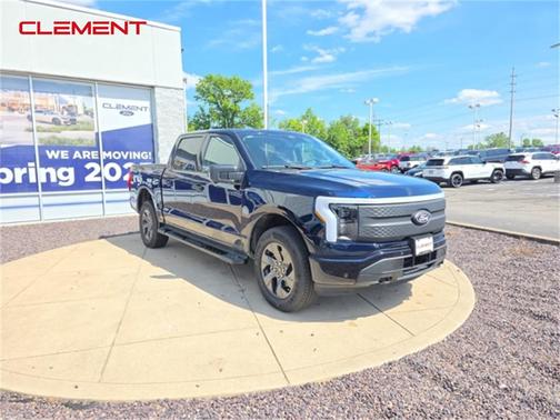 2025 Ford F-150 Lightning Flash