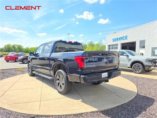 2025 Ford F-150 Lightning Flash