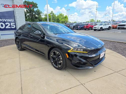2022 Kia K5 GT-Line