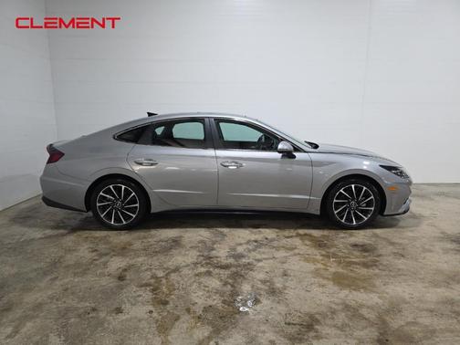 2023 Hyundai SONATA Limited