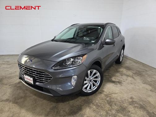 2022 Ford Escape Titanium