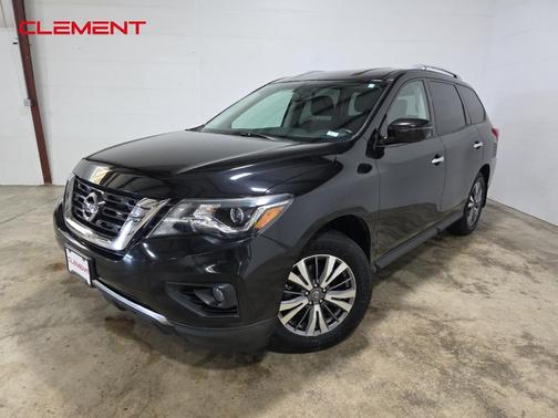 2018 Nissan Pathfinder SV