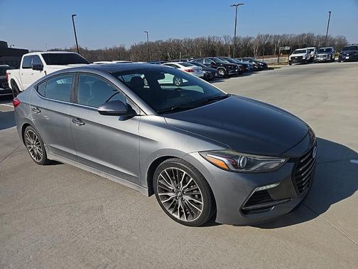 2017 Hyundai ELANTRA Sport