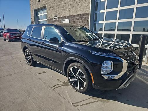 2022 Mitsubishi Outlander 