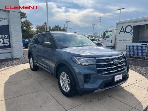2025 Ford Explorer Active