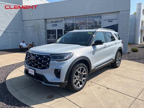 2025 Ford Explorer Platinum