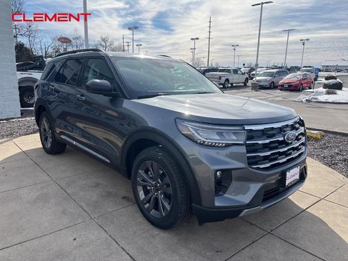 2025 Ford Explorer Active