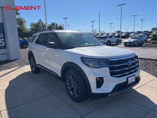 2025 Ford Explorer Active
