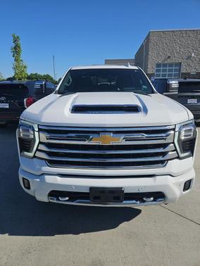 2024 Chevrolet Silverado 2500 High Country