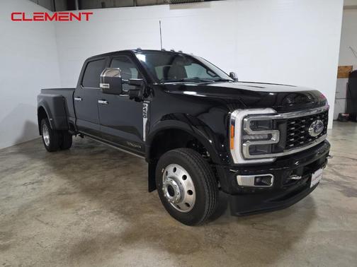 2023 Ford F-450 Platinum