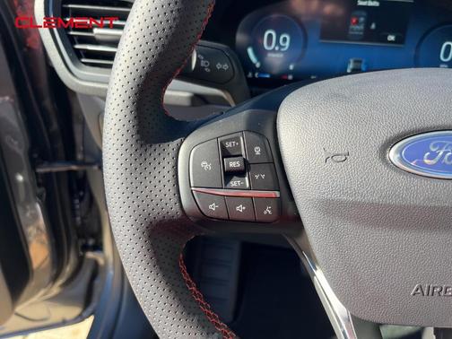 2025 Ford Escape ST-Line Elite
