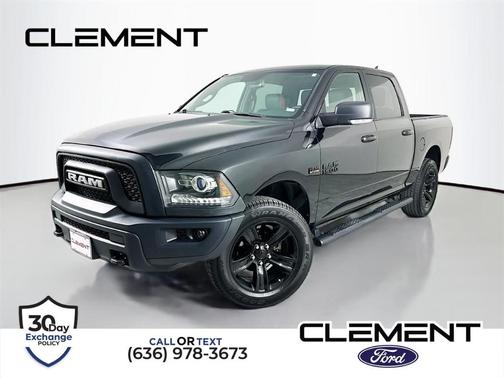Brilliant Black Crystal Pearlcoat 2018 RAM 1500 Rebel