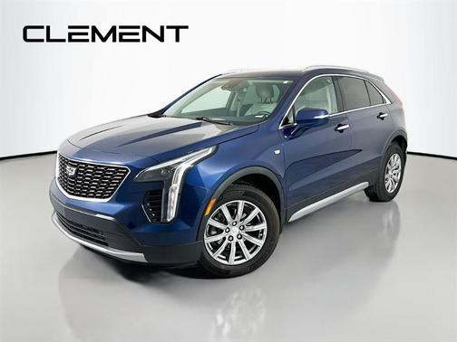 2022 Cadillac XT4 Premium Luxury
