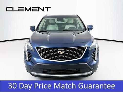 2022 Cadillac XT4 Premium Luxury