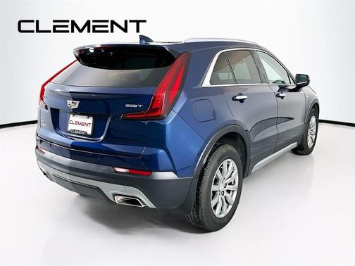 2022 Cadillac XT4 Premium Luxury