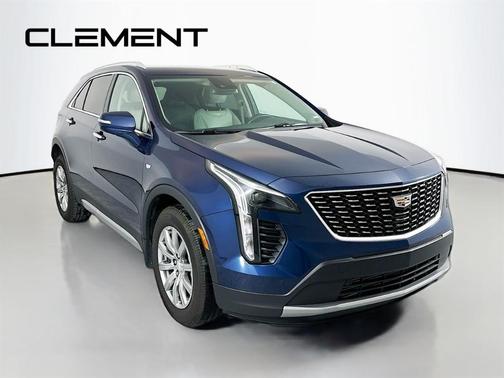 2022 Cadillac XT4 Premium Luxury