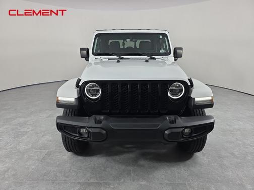 2022 Jeep Gladiator Sport