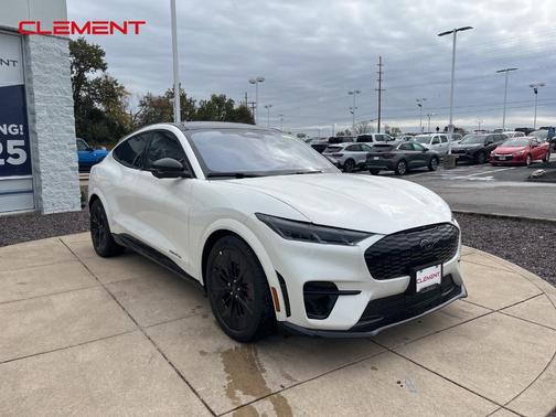 2025 Ford Mustang Mach-E GT