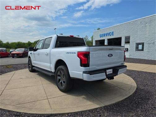 2025 Ford F-150 Lightning Flash