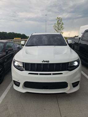 Bright White Clearcoat 2019 Jeep Grand Cherokee SRT