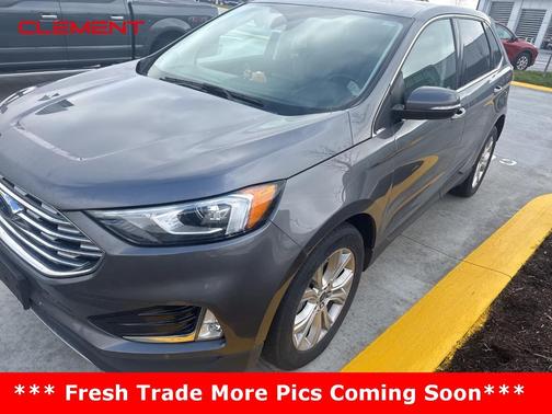 2022 Ford Edge Titanium